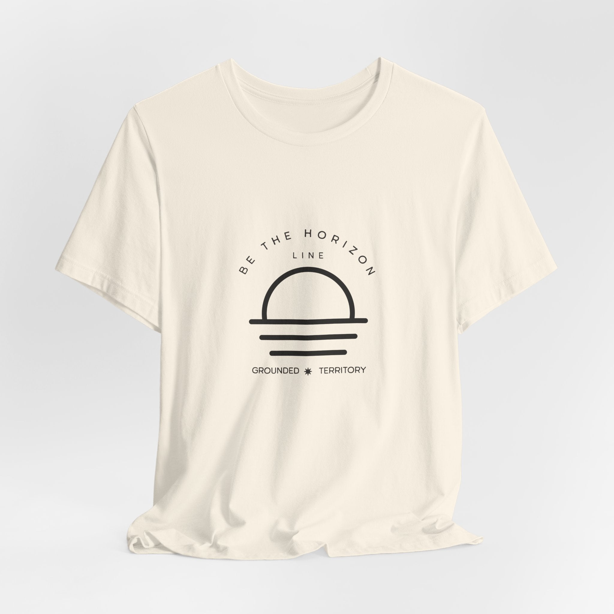 Be the horizon Line | Women's Motivational Graphic Minimalistic White Ocean Sunrise T-Shirt