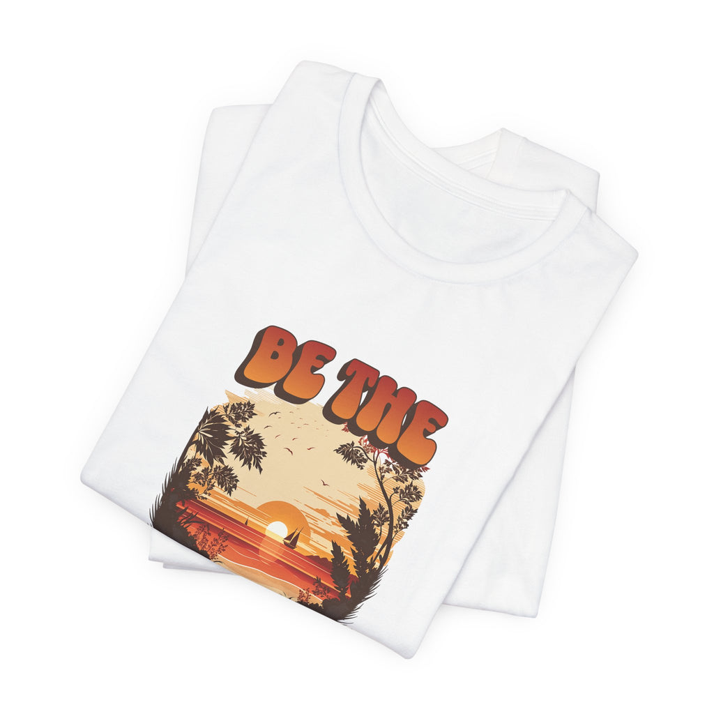 Be the horizon Line | Women's Motivational Graphic Retro Beach Sunrise T-Shirt