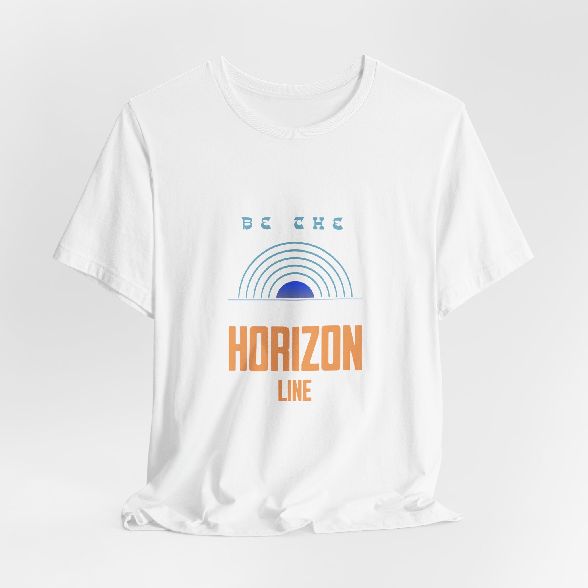 Be the horizon Line | Women's Motivational Graphic Minimalistic Retro Sunrise T-Shirt